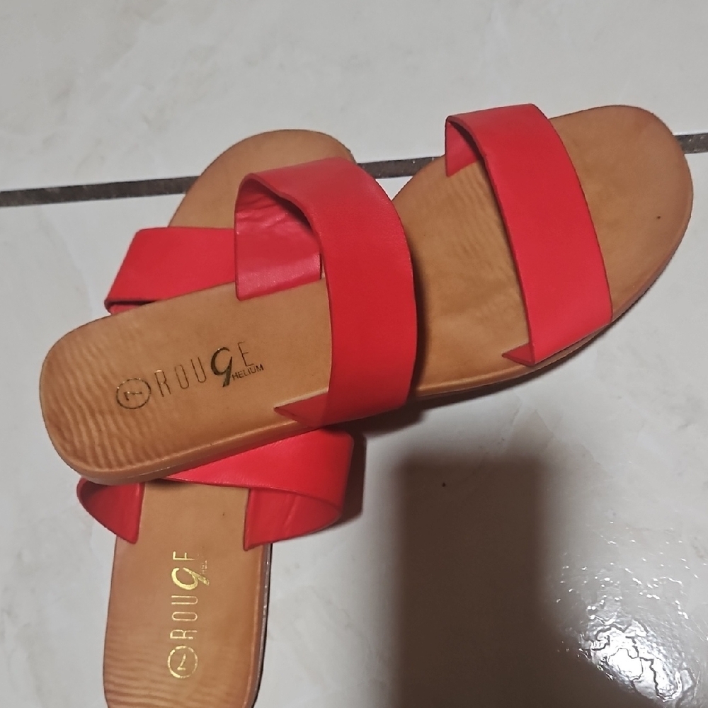 Rouge Helium Red Minimalist Sandals